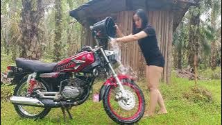 kegiatanku hari ini I nyuci motor dulu di pondok