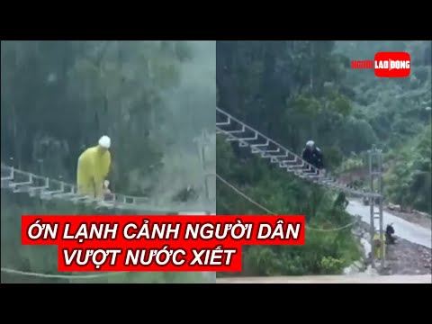 Video Ớn lạnh cảnh người dân Quảng Nam bò qua 