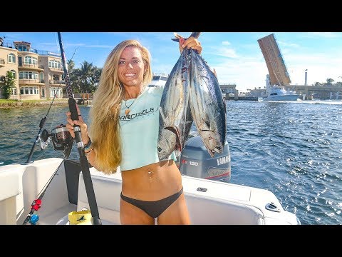 Deep Sea FISH BLOODBATH! Pan Seared Tuna- Catch Clean Cook!