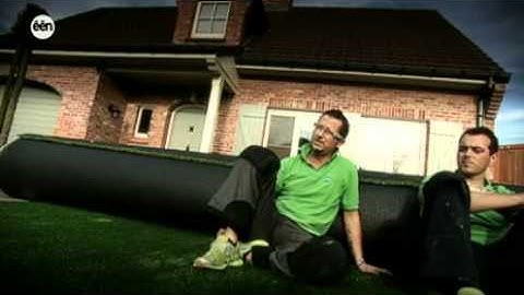 Namgrass in Man Bijt Hond op één