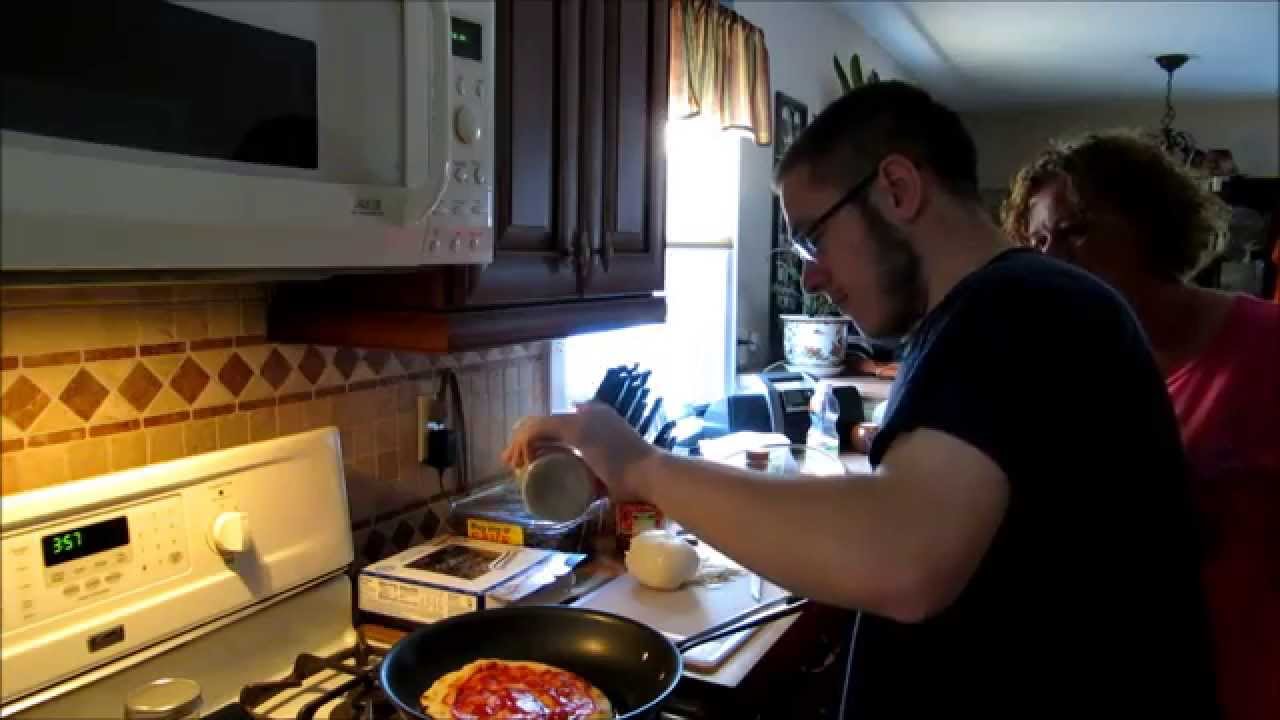 Matthew Can Cook Cooking with Matthew Ep.1 - YouTube