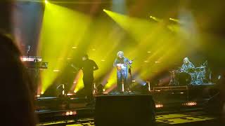 Hard Drive Gold - Alt-J - Perth, HBF Stadium, 7 May 2023