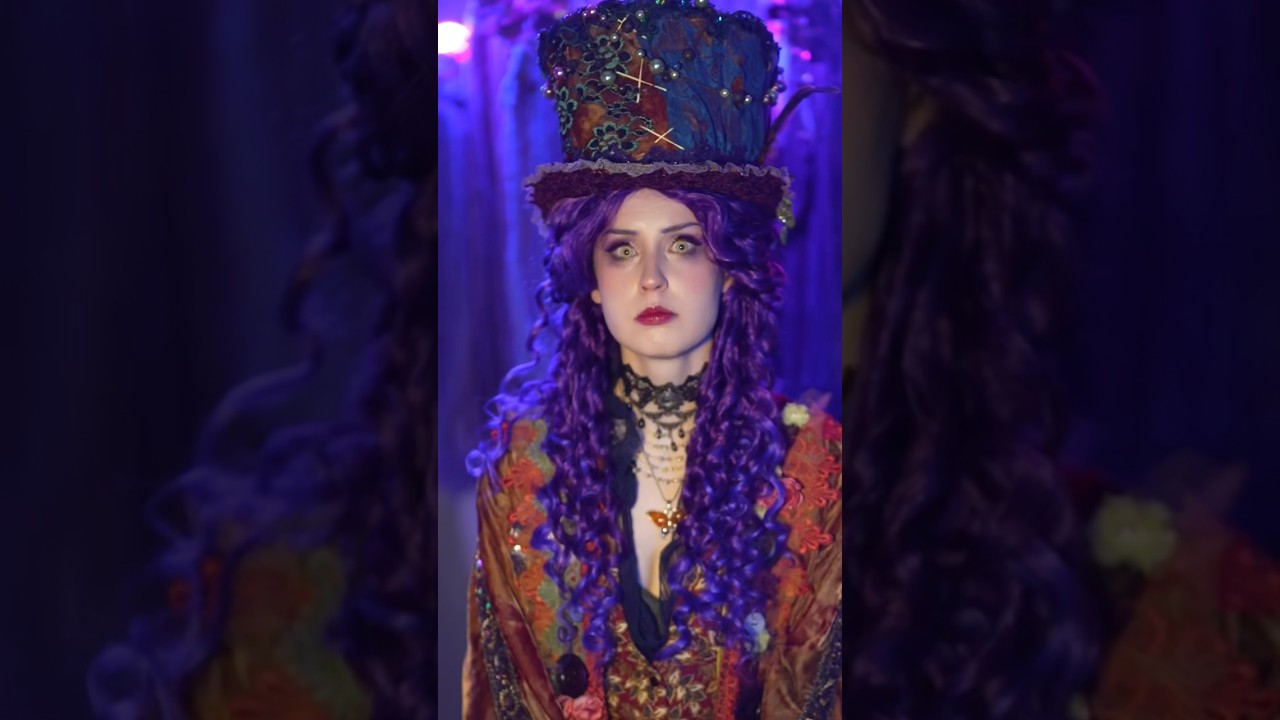 “We know Alice has returned to Underland…” - Queen of Hearts and the Mad Hatter 🎩👑