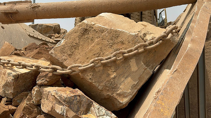 ‘Big Rock Crusher Machine: A Giant in Action” Big Rock Crushing: A Powerful Process”#stonecrusher