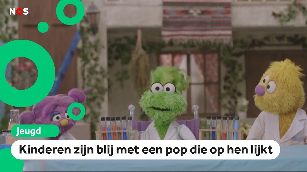 Nieuwe pop in Sesamstraat zit in een rolstoel
