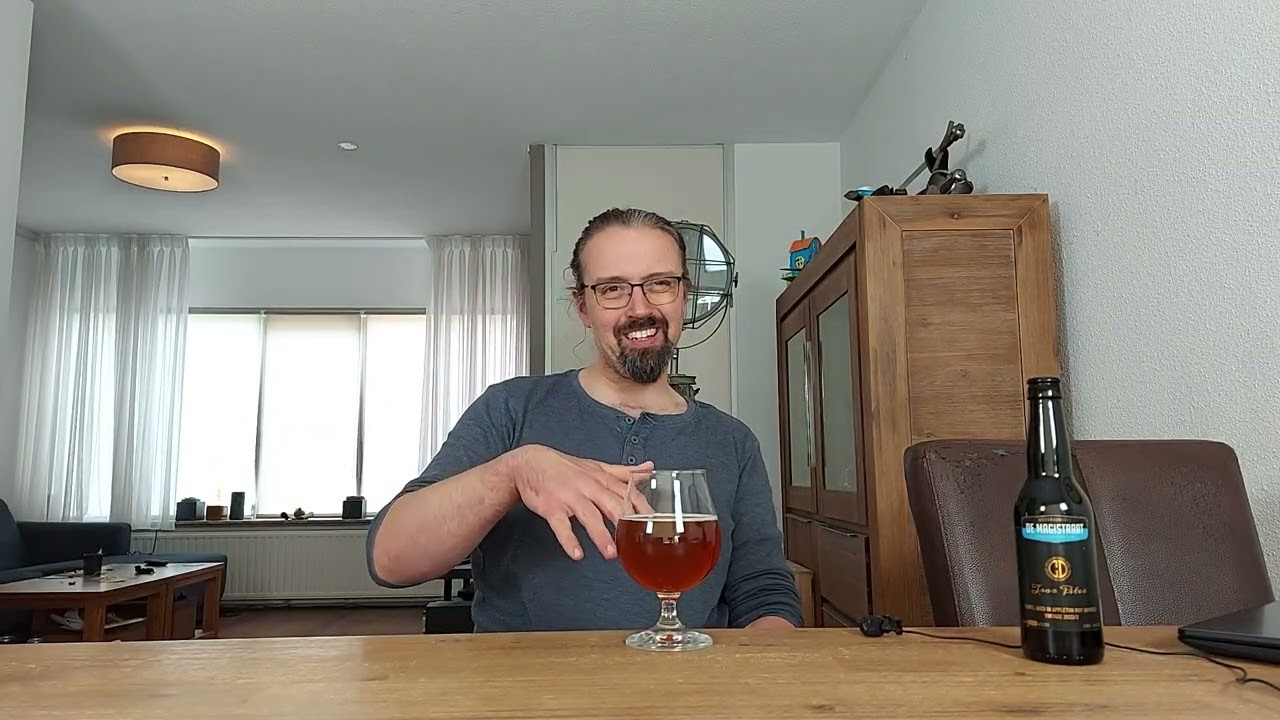 Thomas Opent Bierbrouwerij De Magistraat Tsar Peter Tripel Aged In Rum Barrels 2022/3 Review 