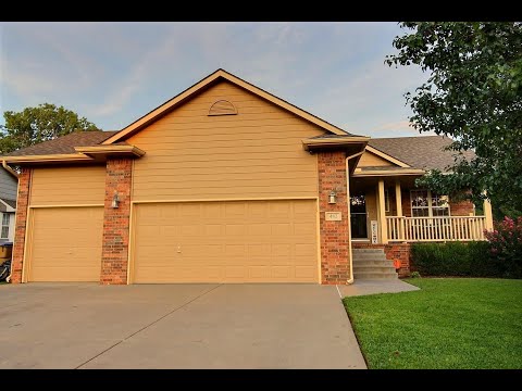 482 E Cheyenne Ct, Kechi, KS home video tour