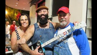 How to Build a Cigar Box Guitar: Grounding the Strings A step by step tutorial on one way of making sure your cigar box guitar strings are grounded to avoid the dreaded "buzz". Thanks to