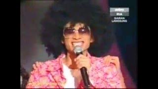 AF204 Fitri   Bayangan Tarimu