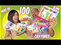 MEZCLANDO 100 CRAYONES EN UN SLIME!! Mixing 100 Crayons into a giant clear slime! Bego y Jordi