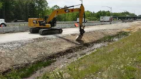 CAT Next Gen Excavator with Trimble 3D Earthworks