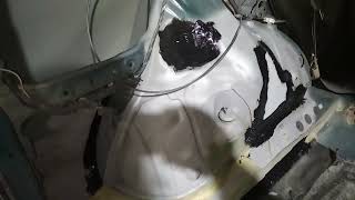 Toyota RAV 4 покрытие герметиком швов и стыков. #тойота