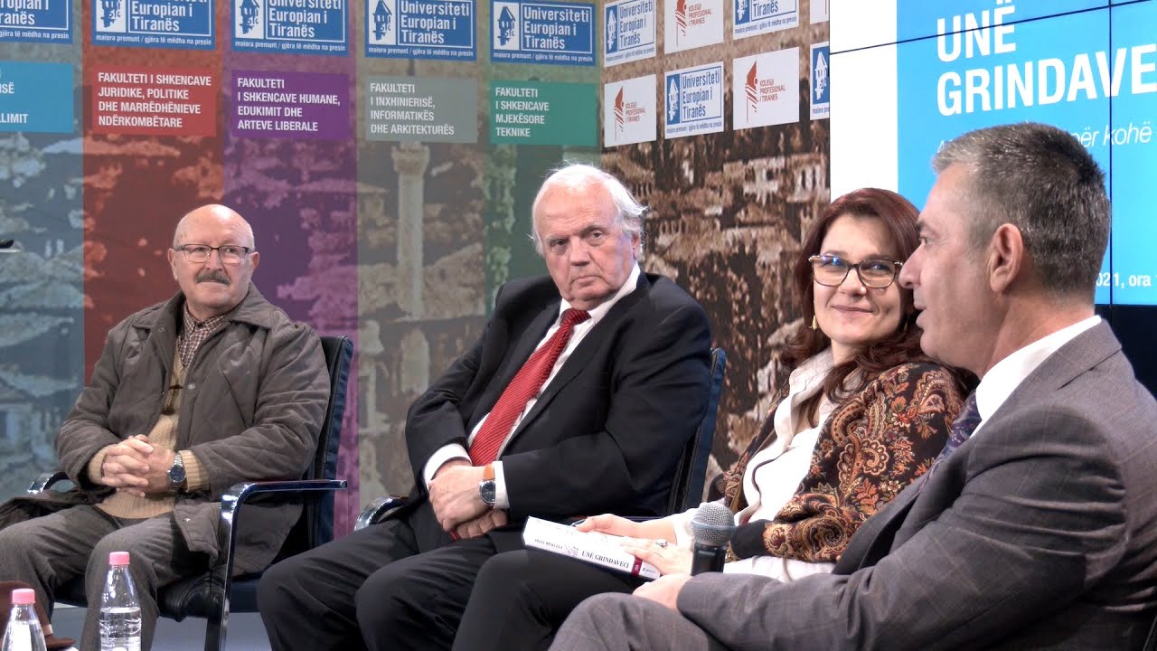 Komediani Pëllumb Kulla prezanton librin “Unë grindaveci”: Guidë për të udhëtuar në kohë