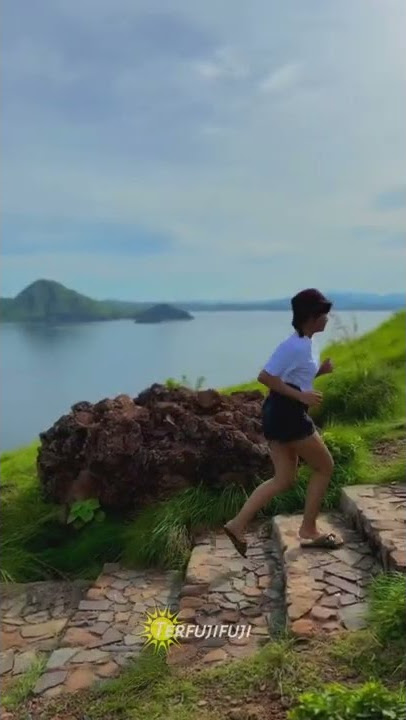 outfit dan perjalanan Fuji di labuan bajo🤩😍 #fujian #galasky #fadly #terfujifuji  #fuji