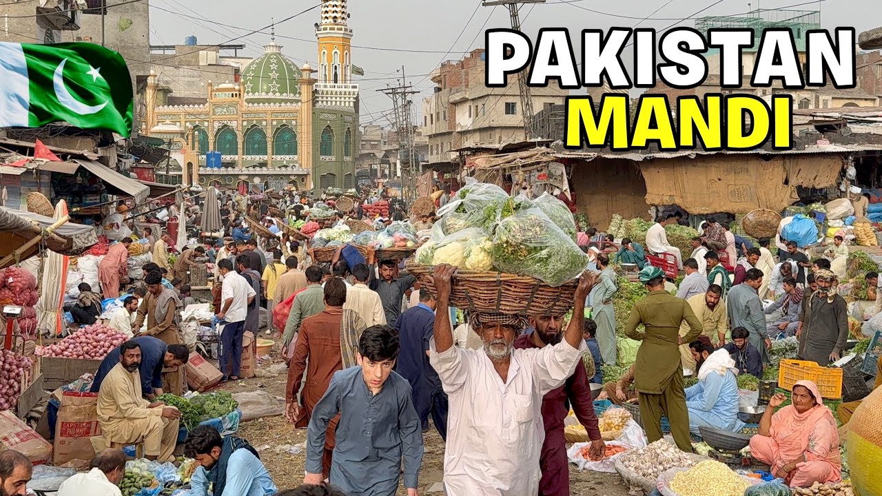 Daily Life in Lahore, Pakistan 🇵🇰 | Street Life, Markets & Local Culture | 4K HDR Walking Tour
