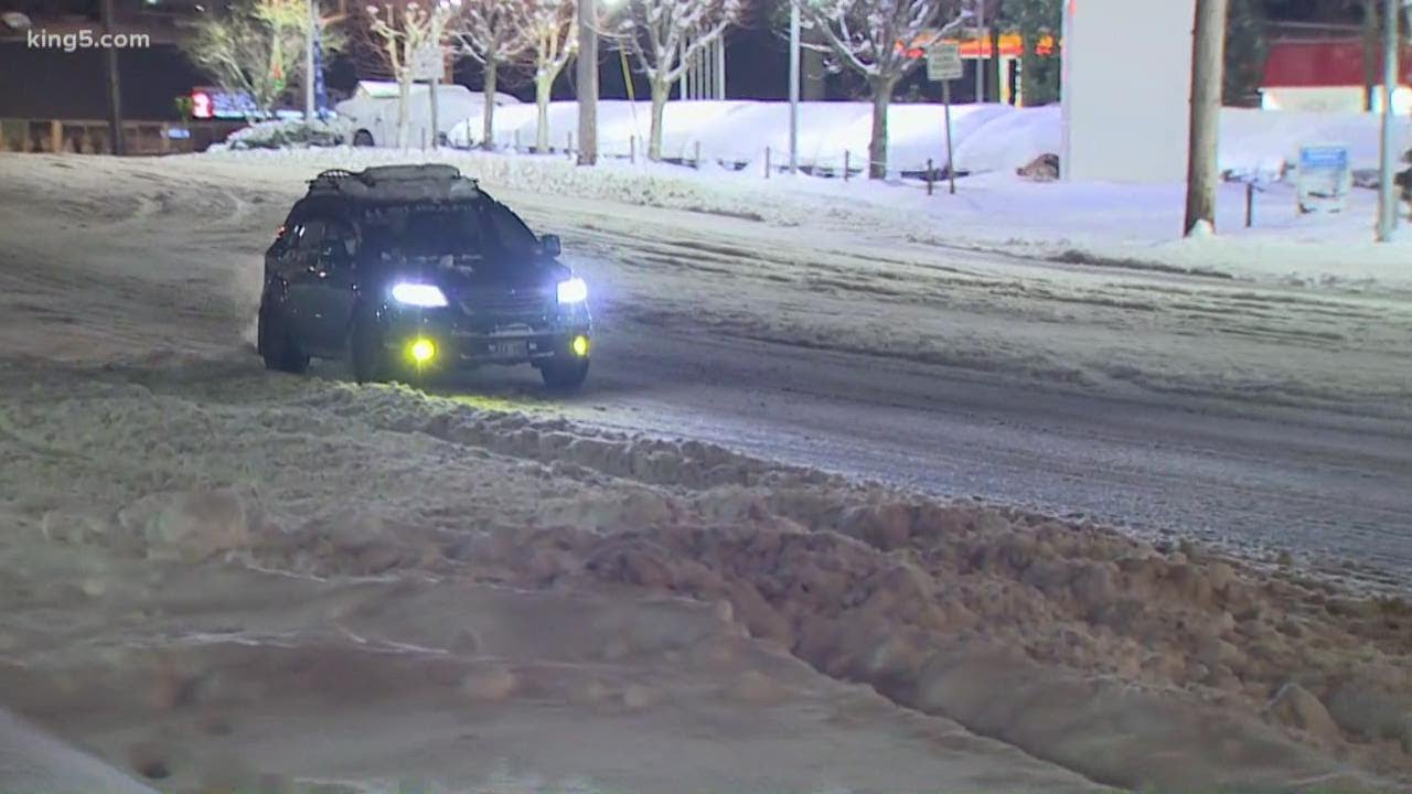 Puget Sound snow tapers off as freezing temperatures return - YouTube