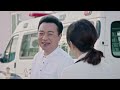 『臉皮真夠厚!』傲慢洋導演強闖住宅、擅自改戲踐踏尊嚴,遭落魄大叔當場鐵青臉色狠砸飯碗:『立刻滾出去!』看懂這場底線對決:不當軟骨頭的硬漢一拳撕碎跨國偏見,那句『我完蛋了』背後究竟得罪了哪尊幕後神佛?