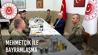 Millî Savunma Bakanı Yaşar Güler, Geceyi Aktütün Karakolu’nda Geçirdi ve Mehmetçik ile Bayramlaştı