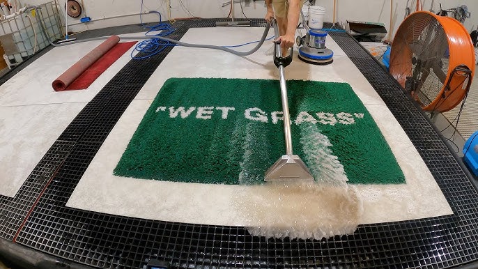 Replica Off White Wet Grass Carpet from (ThePentHouseTheory) 