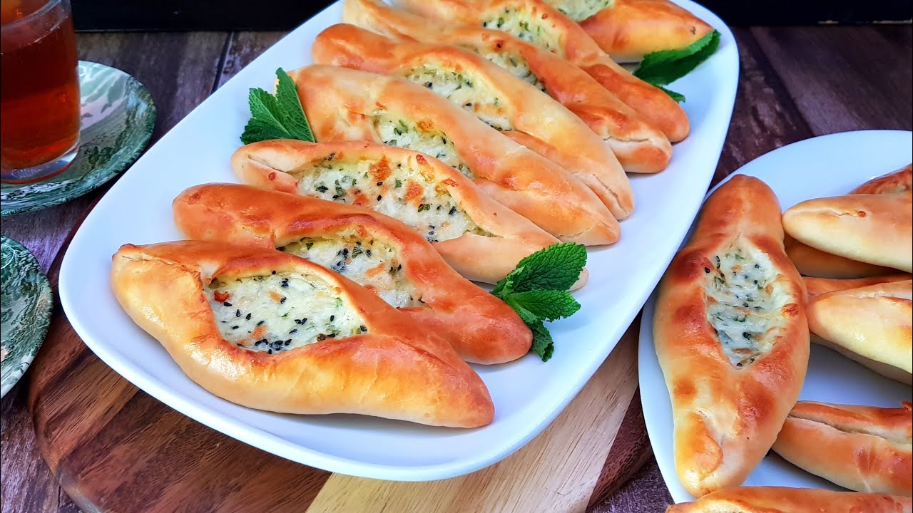 فطاير بالجبنه  العكاوي والموزريلا بعجينه مميزة لكافه انواع المعجنات