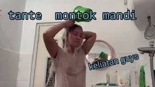 Ngintip Tante Lagi Mandi