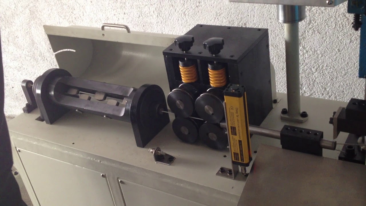 Calendar Hanger Making Machine