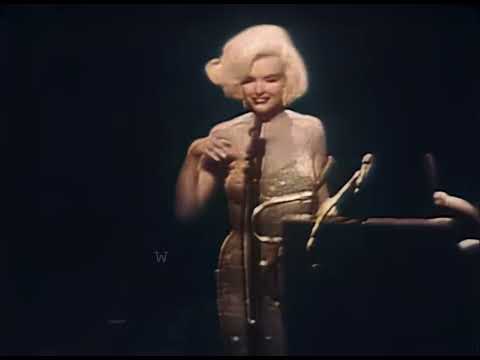 Marilyn Monroe singing Happy Birthday Mr President. High quality