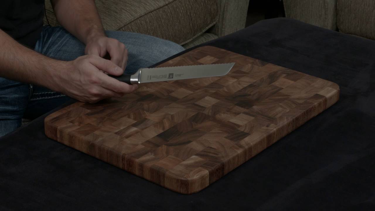 Zwilling Twin Four Star II Bread Knife — Review and Information