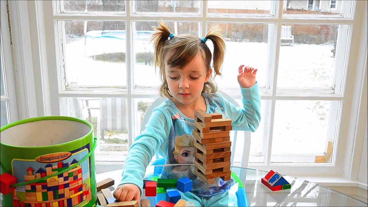 Строим башню из конструктора 100 Piece Wooden Block Set Build A Строим башню из конструктора 100 Piece Wooden Block Set Build A Tower Of The Constructor Imaginarium