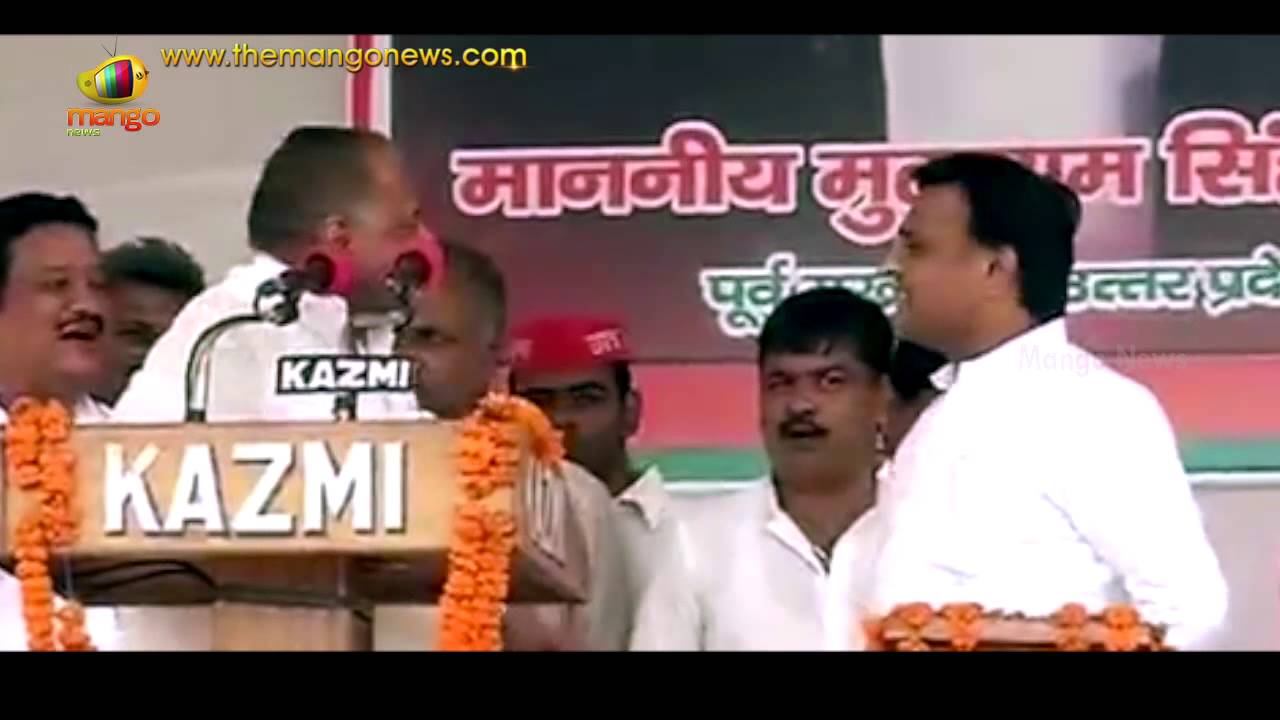 Mulayam Singh Lays Foundation Stone of Sainik School | Son Akhilesh to Task at Public Meeting