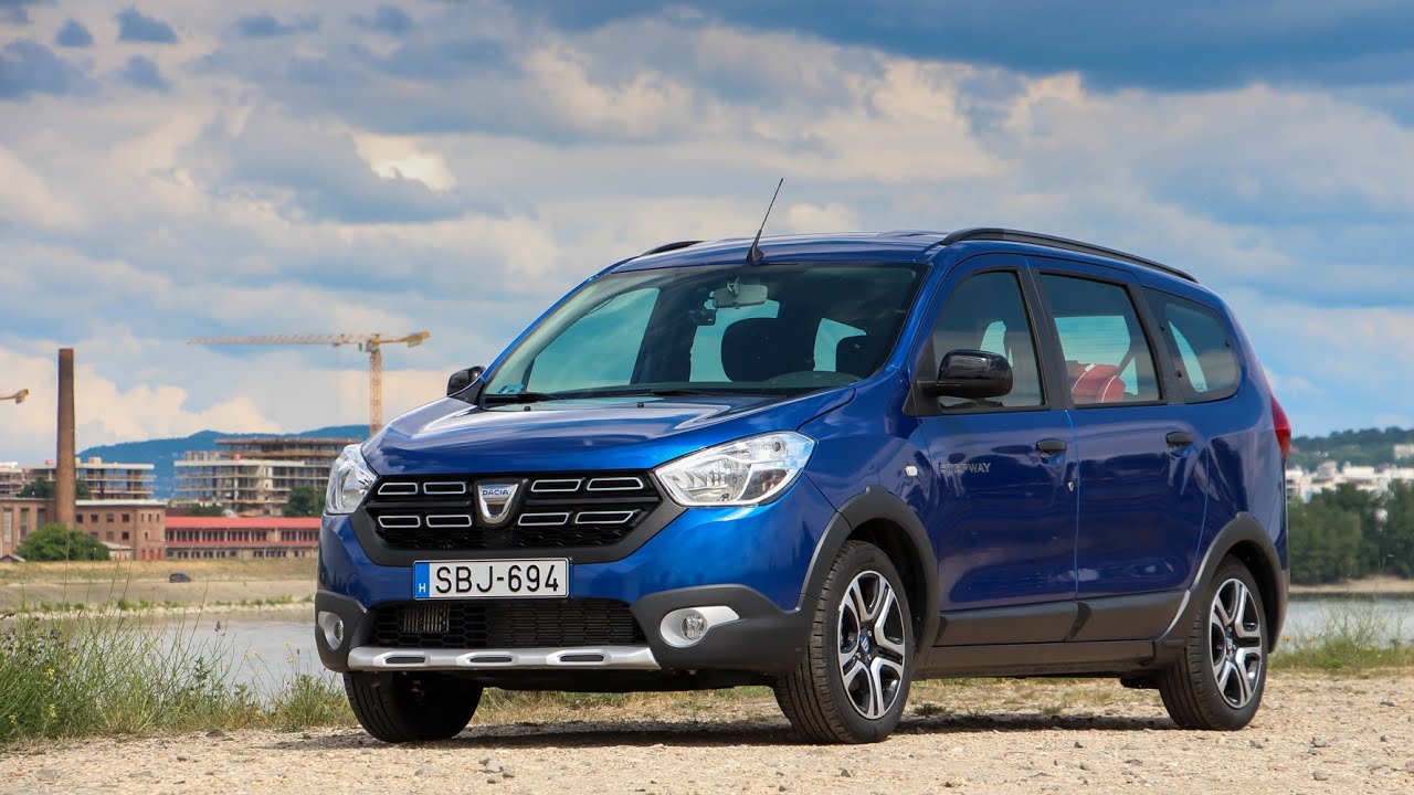 Машина dacia lodgy