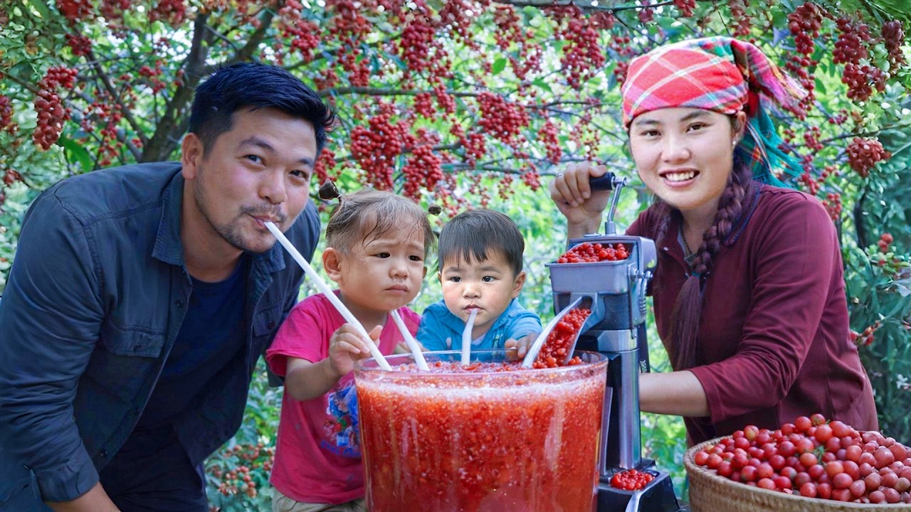 一位單親媽媽採摘綠色蔬菜，捕捉大魚拿到市場上去賣，還為她的兩個孩子煮雞肉。