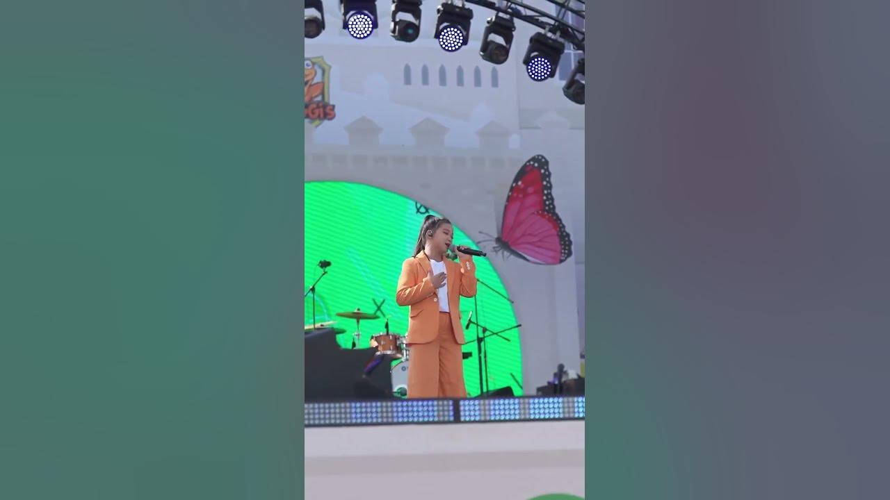 # Treasure Musician plans to give everyone a song ”You are happy and I am happy” from my little gif