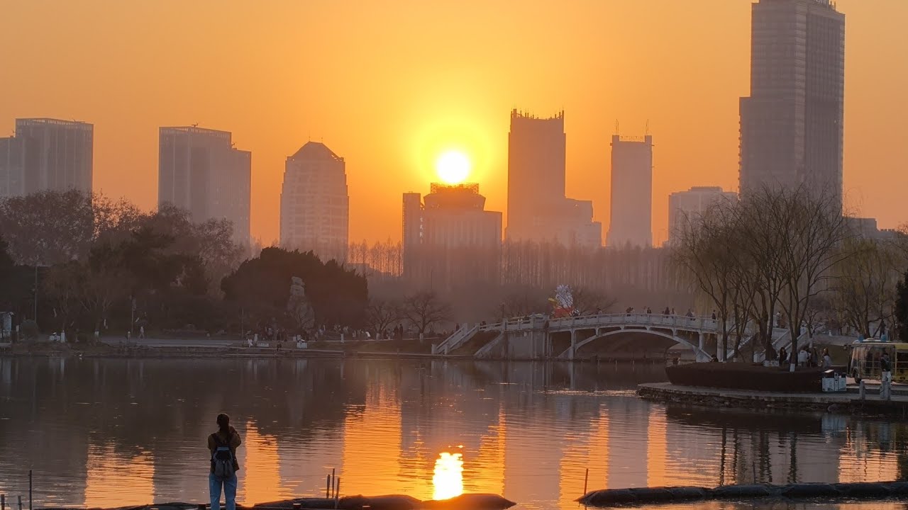 Xuanwu lake day , Final Chinese Test  , Day 127 Nanjing