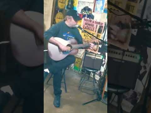 Video Pick Up The Tempo