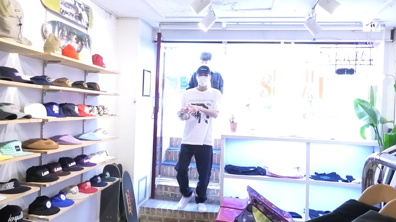 부활해서 라브로스로 돌아온 재한 (feat.에어팟 프로 케이스)