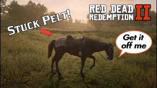 How to fix pelt stuck on your horse glitch/bug - Red Dead Redemption 2