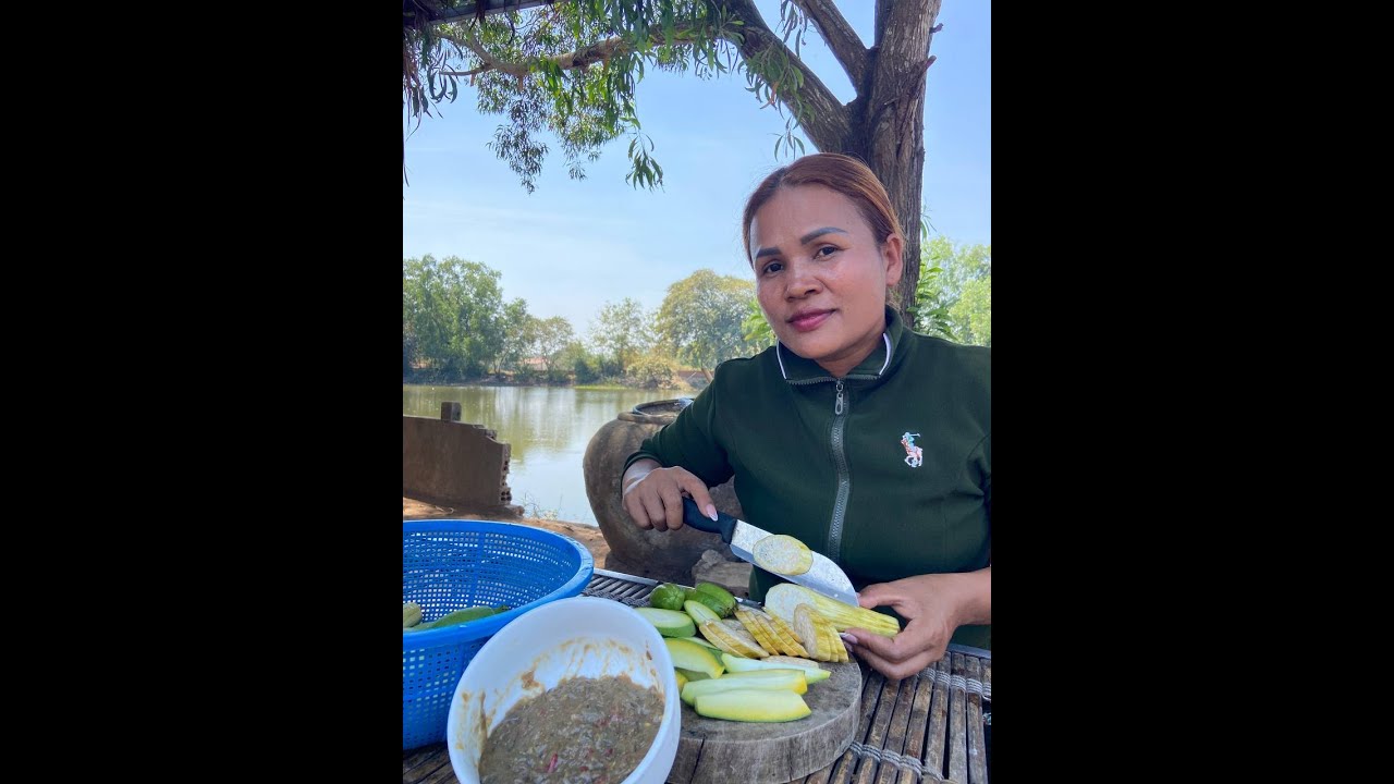 ហូបម្ជូរបងប្អូន