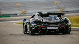 Mclaren p1 going flatout on track !