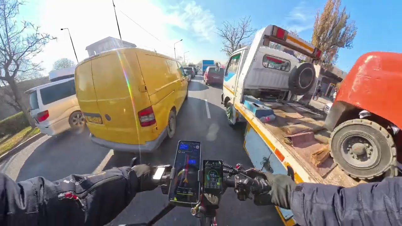 Пробиваюсь через пробки Алматы / Breaking Through the Traffic Jam Almaty (4K)