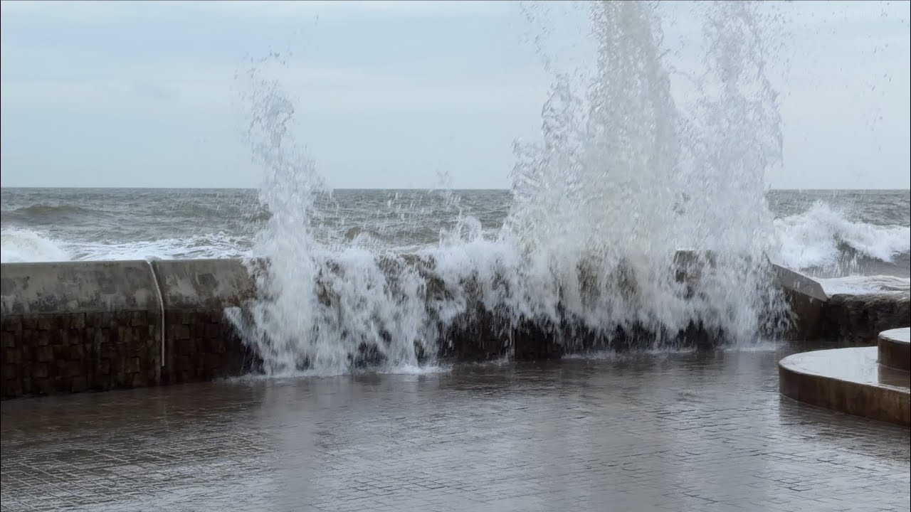 When the sea turns Stormy  at Dawlish 