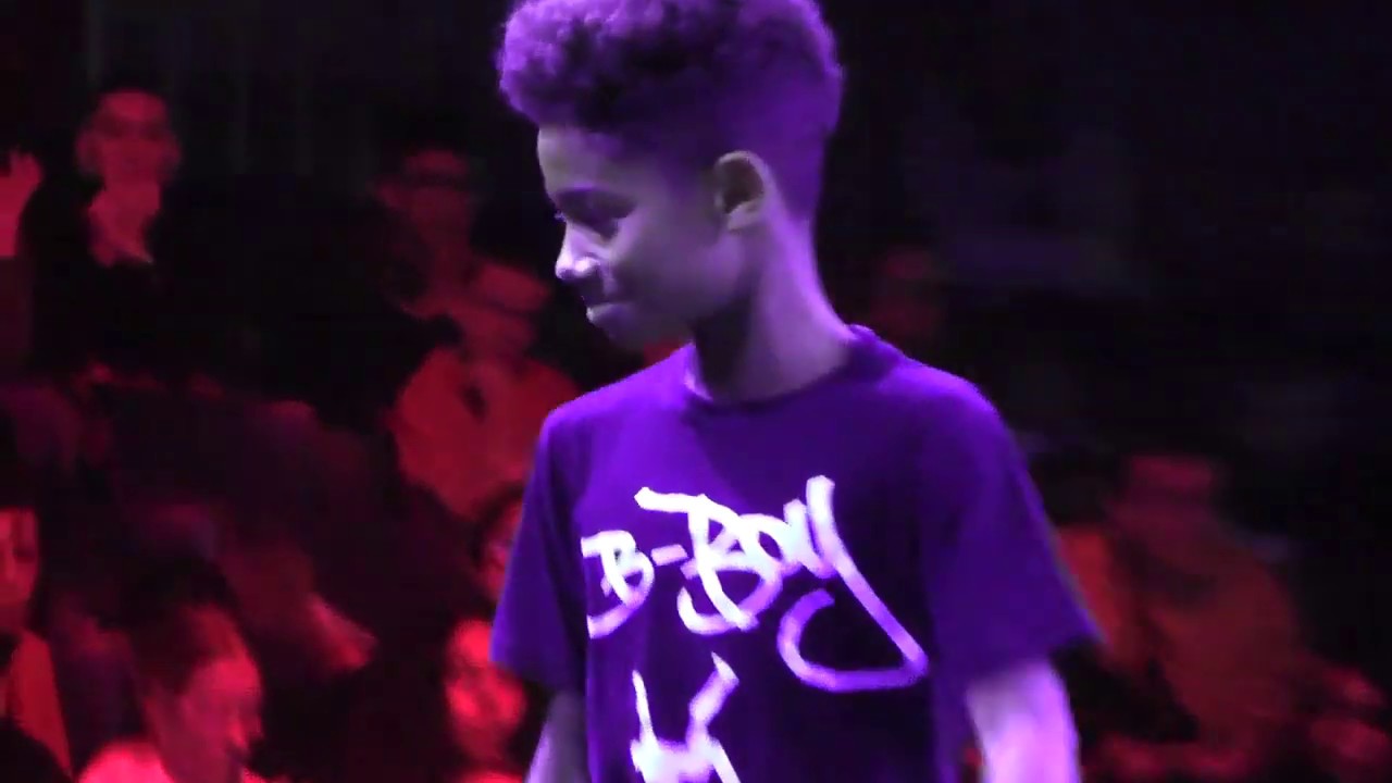 Maxoo VS Lucky 1on1 Battle  == BBoy France 2019 World Finals ==