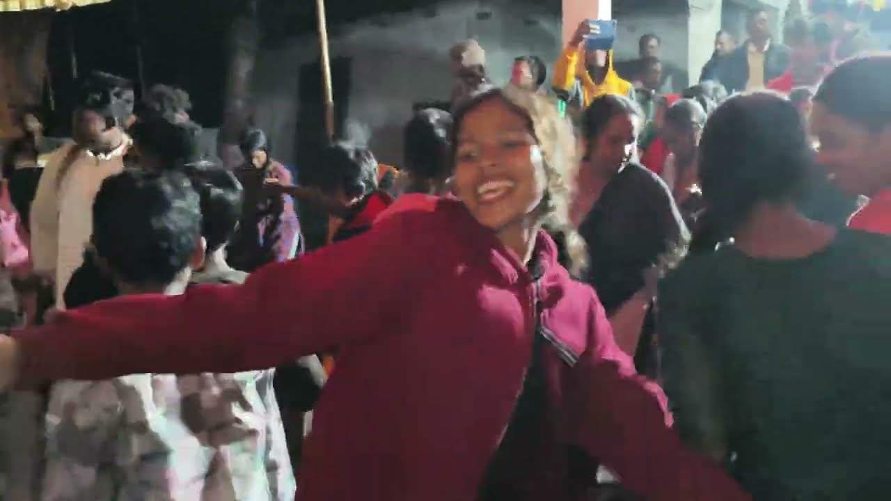 Jisunaisaikai sabjasing maran Christmas Dance Video 