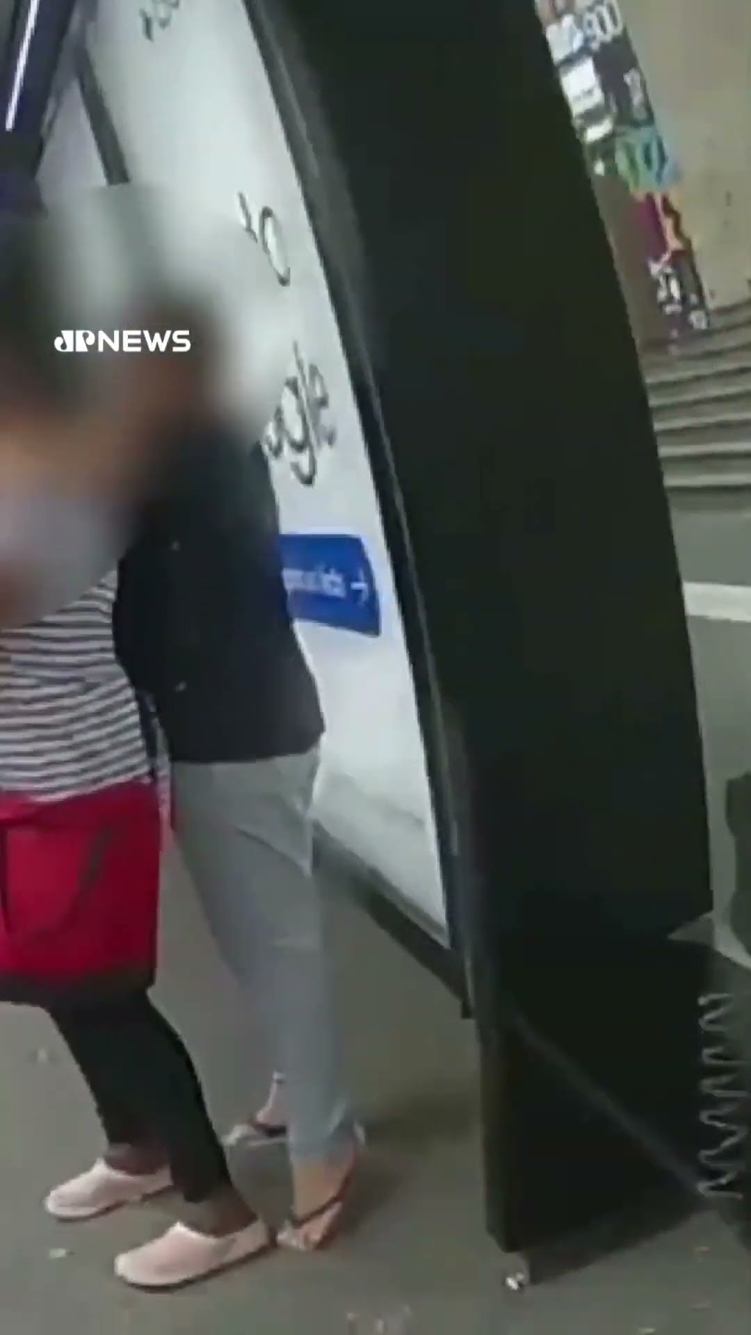 Mulher que fez refém na Avenida Paulista praticou mesmo ato em 2018 #Shorts