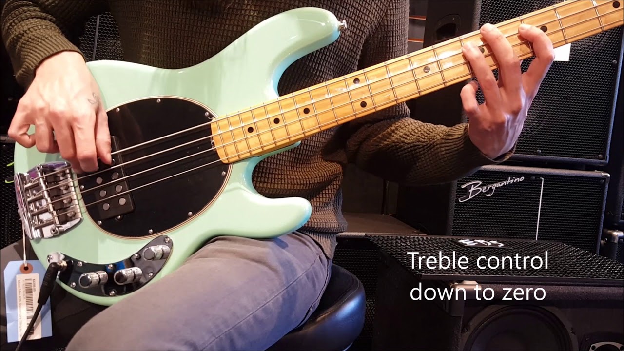 Music Man 40th Anniversary Stingray Old Smoothie 4 String Mint Green