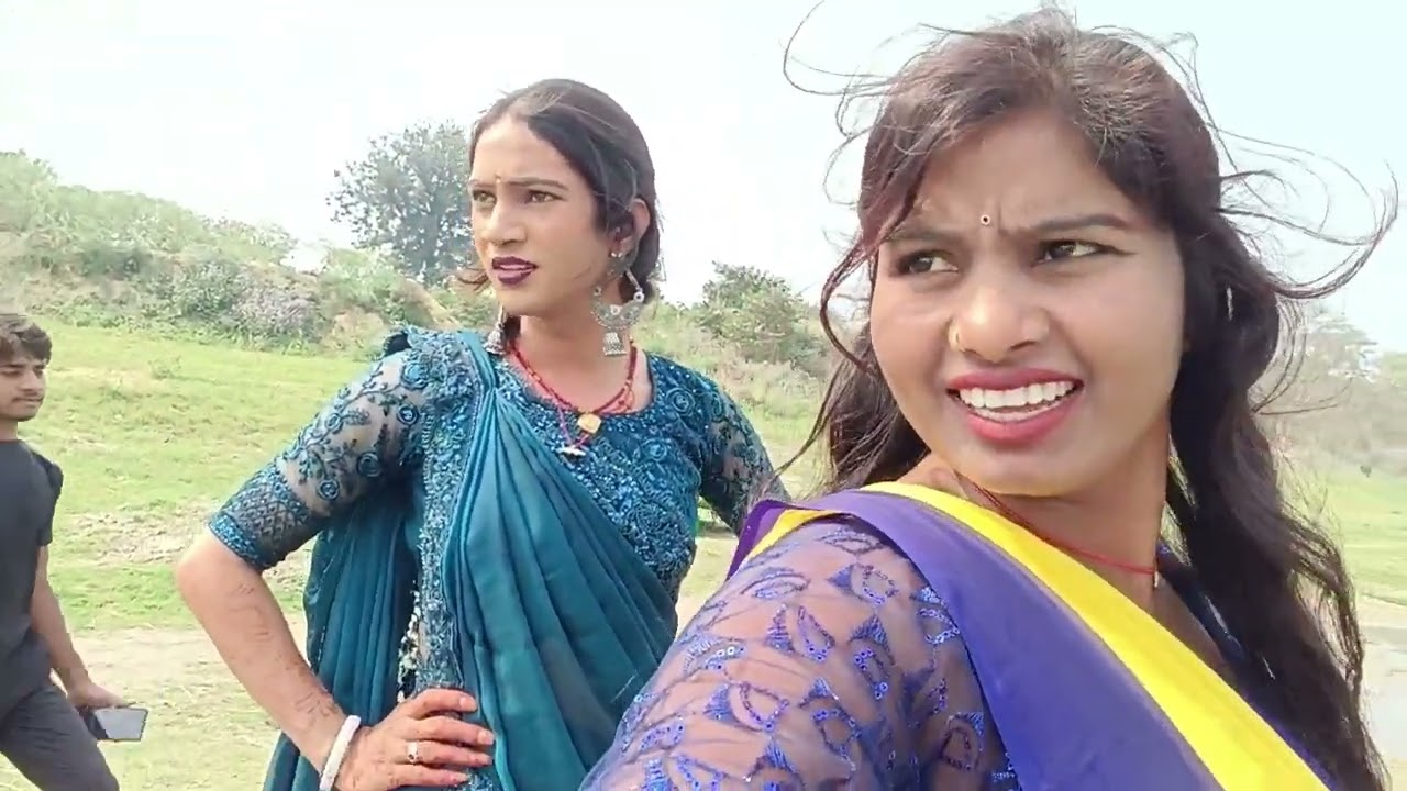 खुशबू रानी लागे जौनपुरिया के घर पहुंच चुकी है और अच्छी नदी किए जाने घूमने