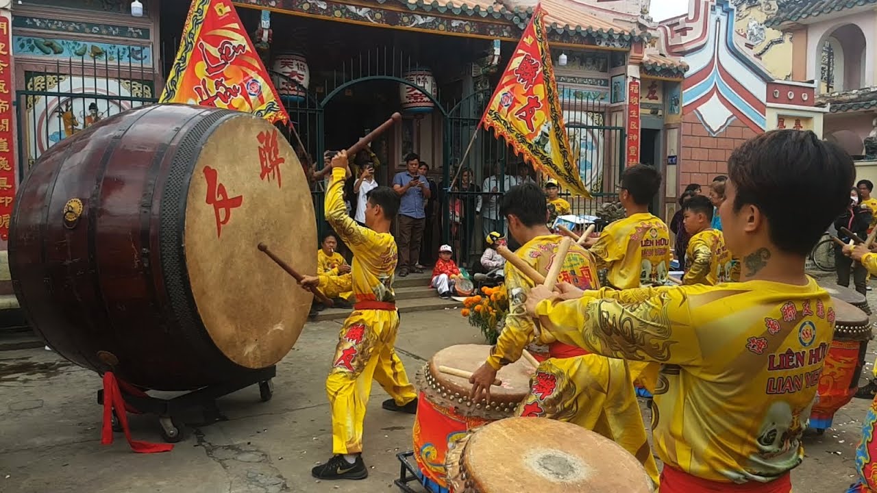 Lion Dance Drumming Best Performance - Đánh Trống Trận Múa Lân Hay Nhất 2018 [LSR Liên Hữu] | Street Food And Travel