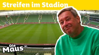 Wie kommen die Streifen in den Fußballrasen? | DieMaus | WDR