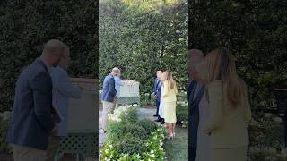 @POTUS and @FLOTUS visit the White House beehive with King Charles and Queen Camilla