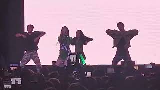 KARD - Hola Hola [Live in Budapest] 4K